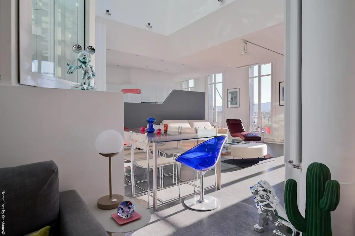 Apartment Loft Stern, Carre D'Or Marseille, 10 Pers, 3 Chambres, 260 M2, Dernier Etage