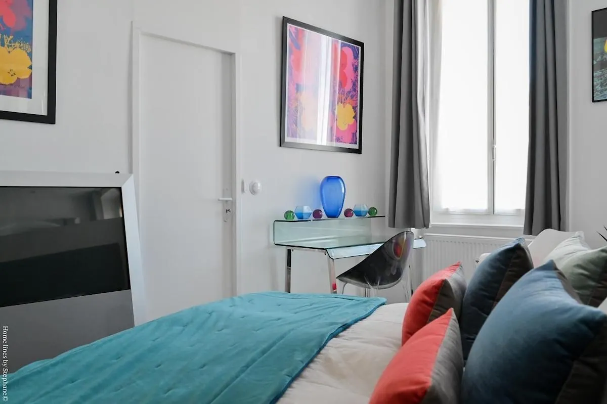Loft Stern, Carre D'Or Marseille, 10 Pers, 3 Chambres, 260 M2, Dernier Etage 0*, Marseille France