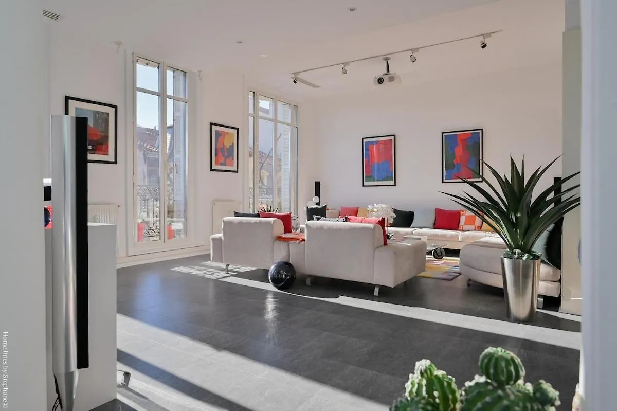 Loft Stern, Carre D'Or Marseille, 10 Pers, 3 Chambres, 260 M2, Dernier Etage Marseille